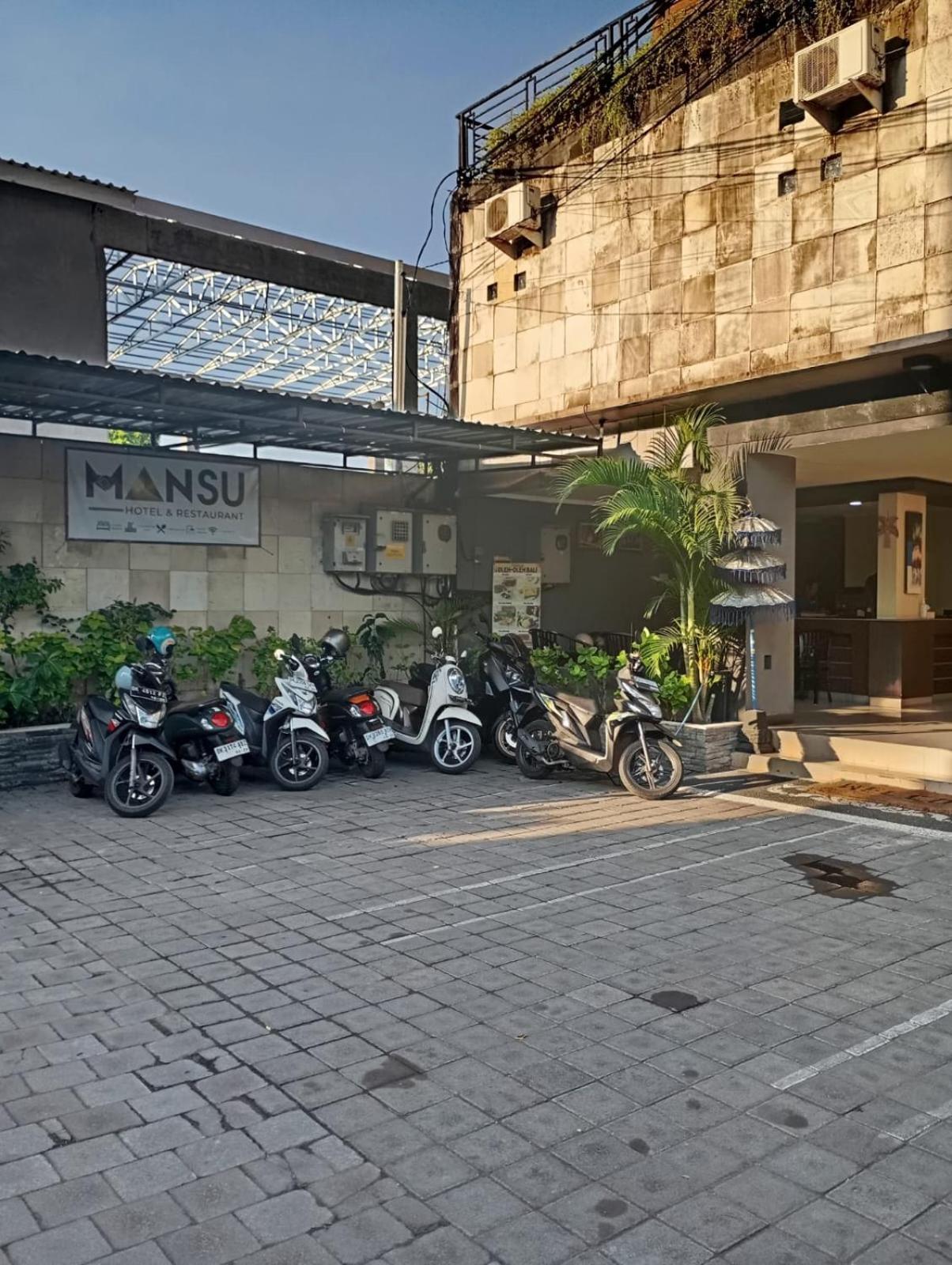 Mansu Hotel And Spa Legian كوتا المظهر الخارجي الصورة